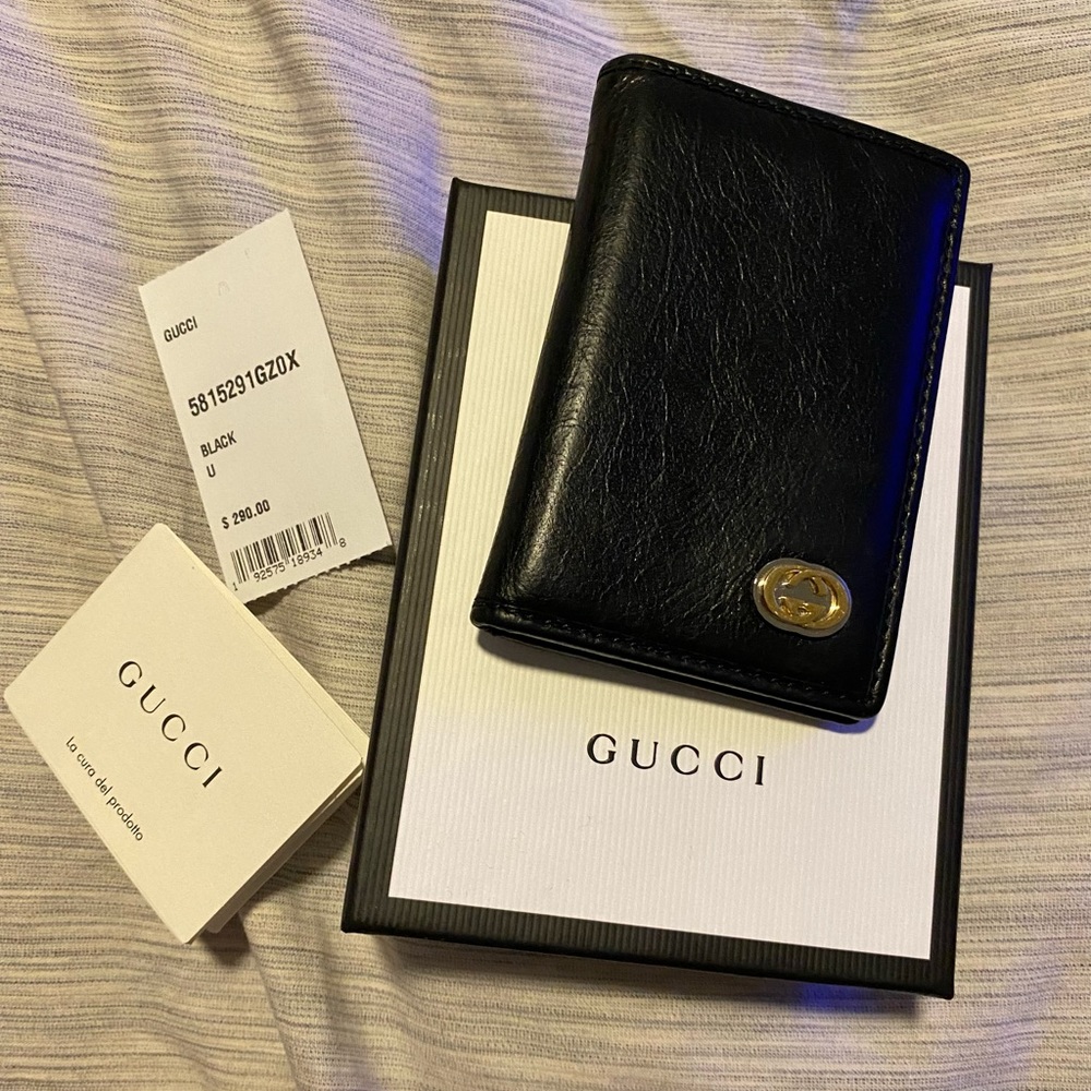 Gucci pocket organizer/ wallet